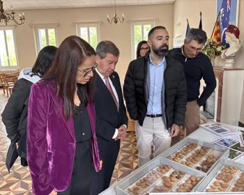 Festas das Amendoeiras em Flor impulsionam geminação entre Castro Marim, Alleins e Tejeda e são mote para criação de rede europeia da amêndoa