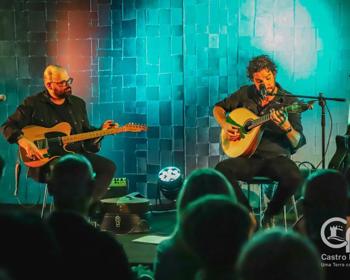 Sonoridades do sul de Portugal e do Mediterrâneo dos TerraSul com casa cheia nas “Tardes ao Sal” em Castro Marim